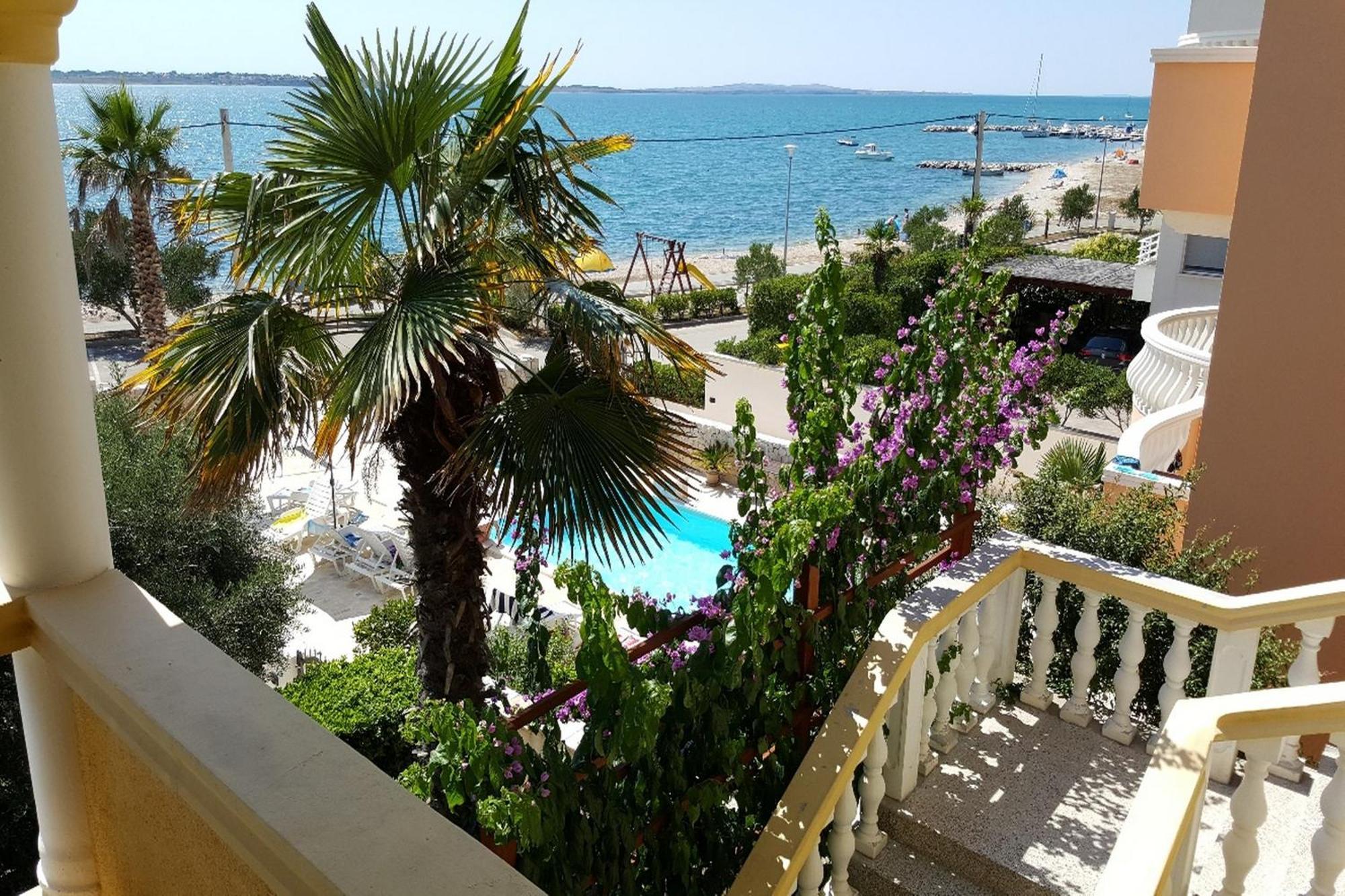 Sea View Apartments Nina Vrsi Habitación foto