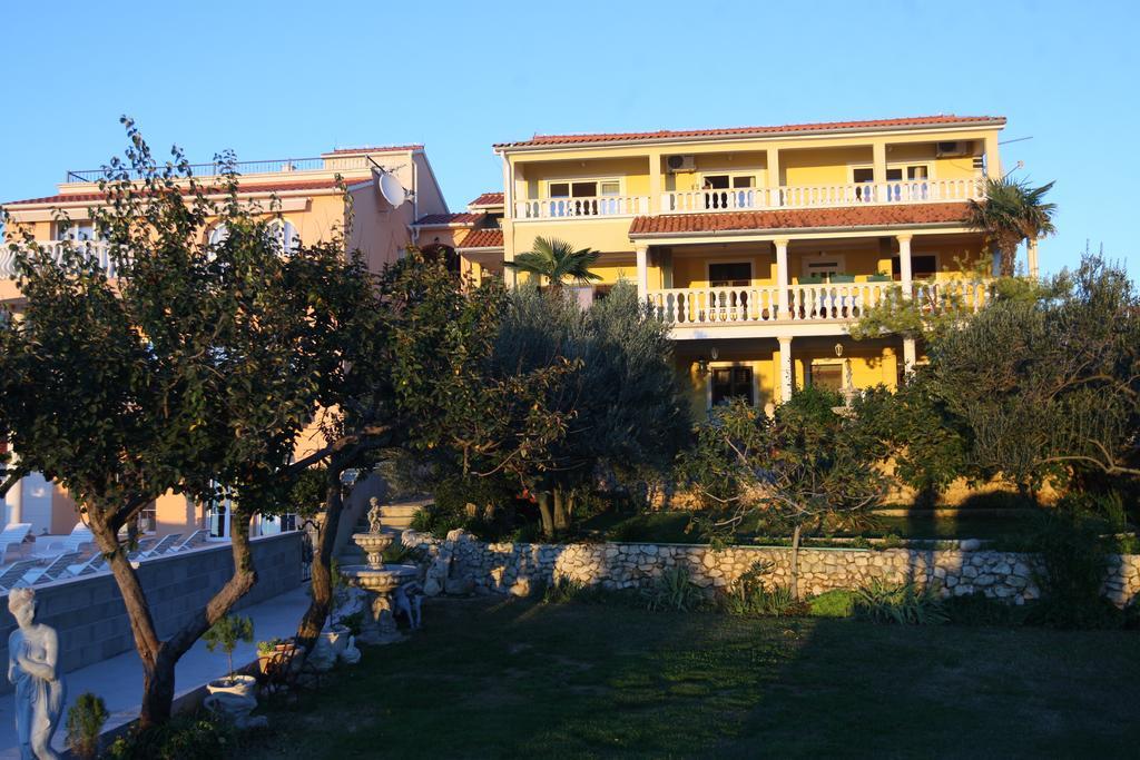 Sea View Apartments Nina Vrsi Exterior foto