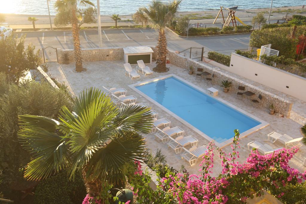 Sea View Apartments Nina Vrsi Exterior foto